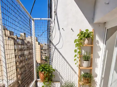 Teniente General Juan Domingo Perón 3500, Piso 7
