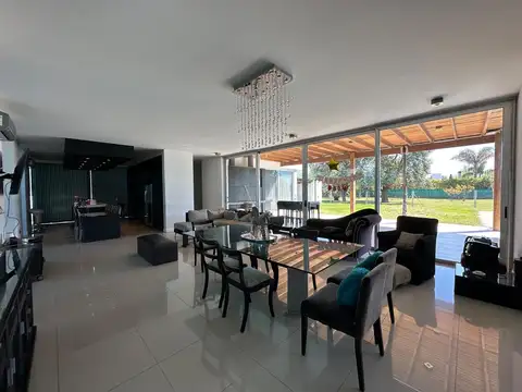 Casa En Venta Cañuelas Country Golf 3 Dormitorios Categoria