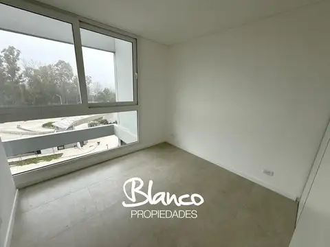 Depto Tipo Casa en Venta con 2 cocheras