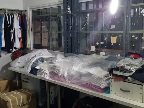 Galpon en Venta en Monte Castro, USD 698.000