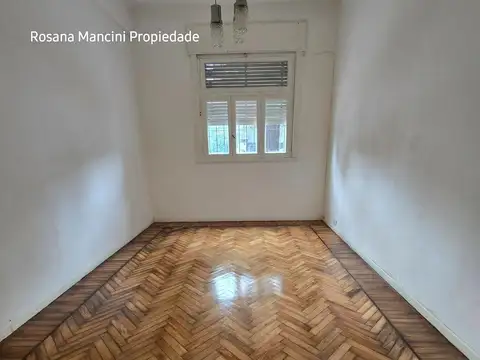 Alvarez Tomas 600, Piso PB