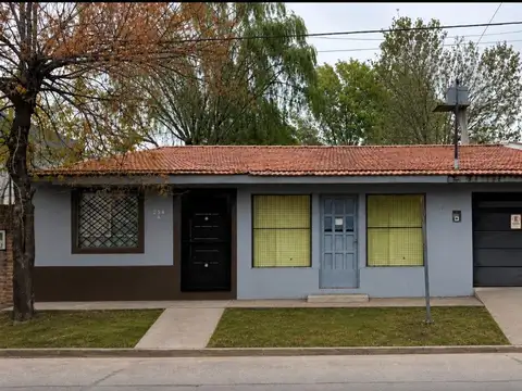 CASA DE 4 AMBIENTES EN VENTA MONTE GRANDE