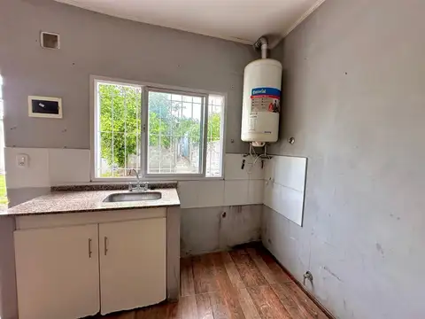 Depto Tipo Casa 4 ambientes con 2 baños