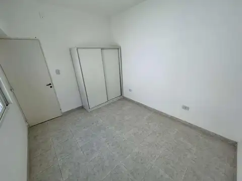 Depto Tipo Casa en Alquiler de 3 ambientes