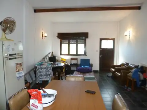 Casa en P:H .RETASADO  OPORTUNIDAD A RECICLAR 