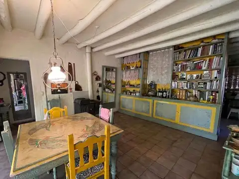 CASAS EN VENTA CON PILETA EN BERMEJO