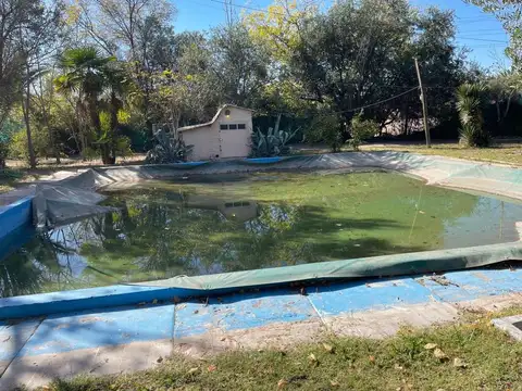 CASAS EN VENTA CON PILETA EN BERMEJO