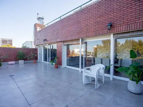 Departamento 6 ambientes con 4 baños
