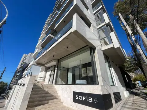 VENTA DEPARTAMENTO 2 AMBIENTES EN PLAYA GRANDE CON COCHERA