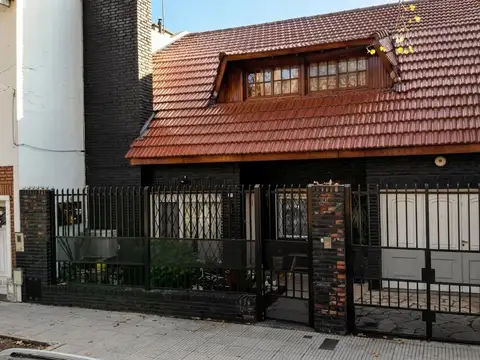 Casa en Venta en Versalles, USD 298.000