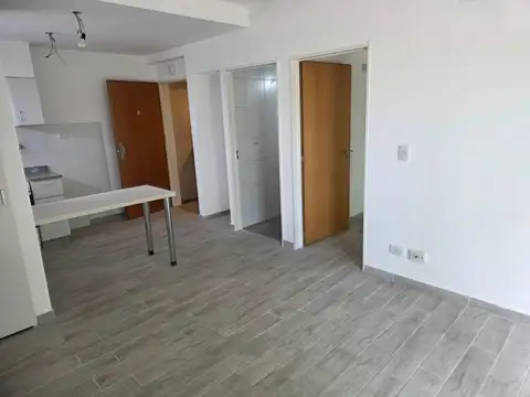 Departamento de dos ambientes en venta en Villa Luro