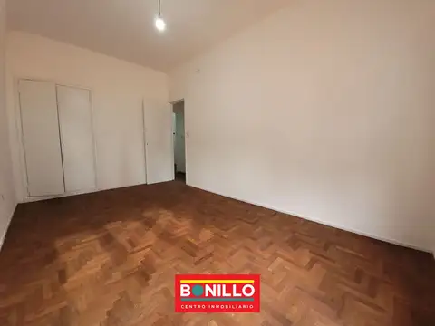 Departamento en Alquiler en Villa Devoto, $ 900.000