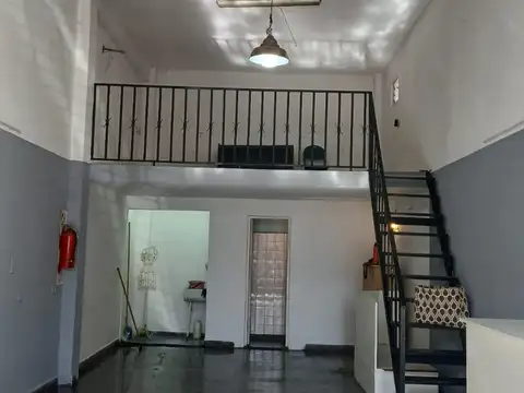 LOCAL COMERCIAL EN ALQUILER – EXCELENTE UBICACIÓN EN DON TORCUATO