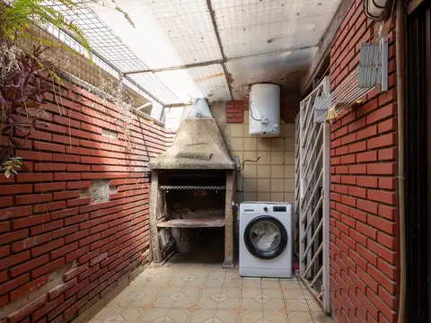 Depto Tipo Casa en Venta en Flores, USD 75.000