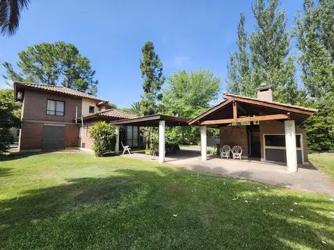 Casa en Venta en Roldan, USD 320.000