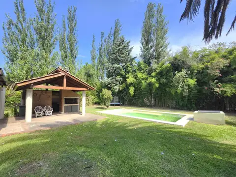 Casa 7 ambientes con 3 baños