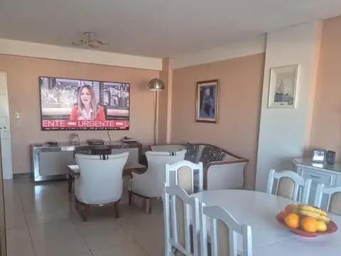 Departamento 4 ambientes con 3 baños