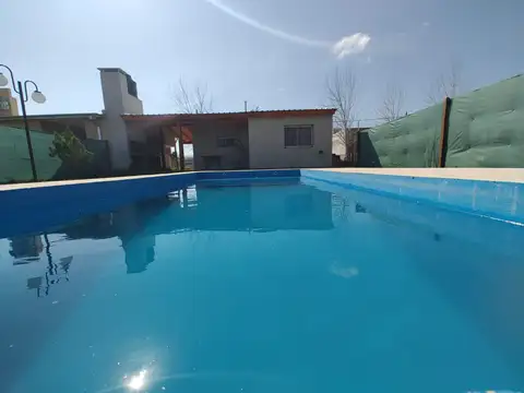 Casa 3 ambientes con 1 baño