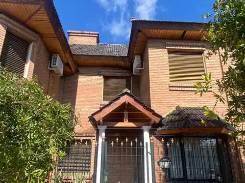 Casa en Venta en Campana, USD 420.000