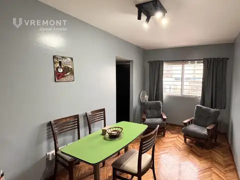 Departamento de 2 ambientes en venta en Caballito apto profesional y/o alquiler temporario.