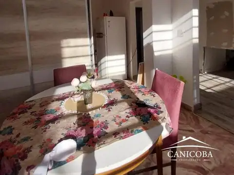 Depto Tipo Casa en Alquiler en Pinos De Anchorena, $ 650.000