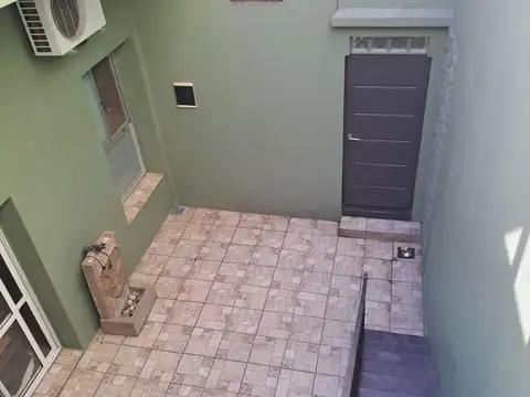 Depto Tipo Casa en Venta 25 años