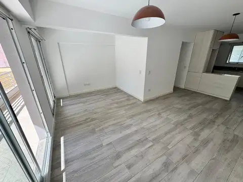 Bolivar 1740 , Piso 2