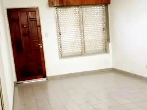 Casa en Venta en Moron Sur, USD 80.000