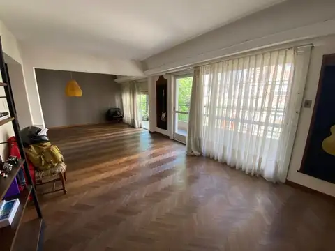 VENTA DEPARTAMENTO 4 AMB C/DEP y COCHERA FIJA