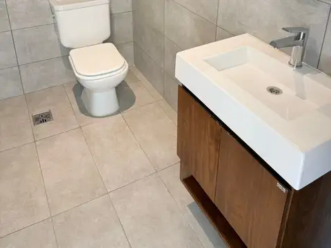 Local Comercial, a estrenar.