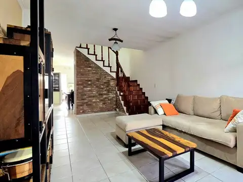 Depto Tipo Casa en Venta en José León Suárez, USD 108.000