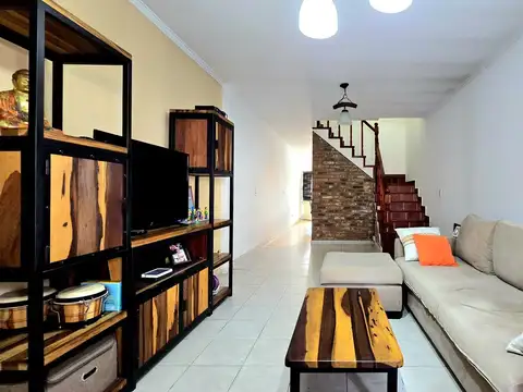 Depto Tipo Casa 4 ambientes con 1 baño