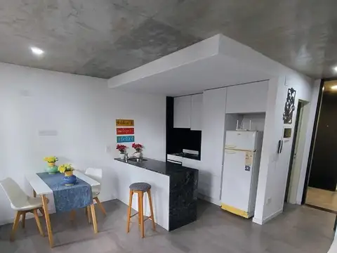 Crespo 300, Piso 1
