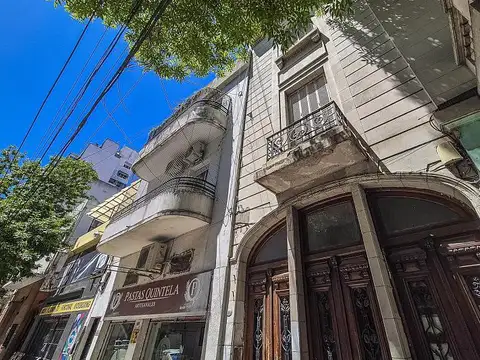 Venta Departamento 5 ambientes Amplio Piso con Balcón A reciclar Almagro