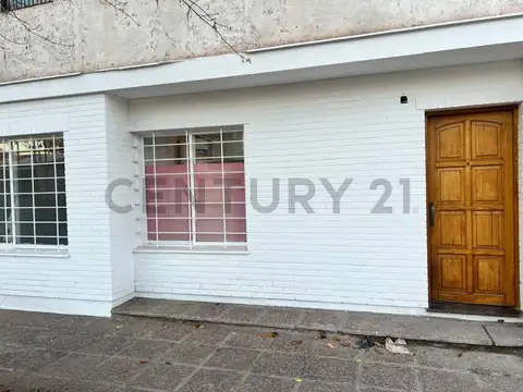 PH TOTALMENTE RECICLADO EN VENTA, EN CALLE MARQUEZ, ALTO DORREGO
