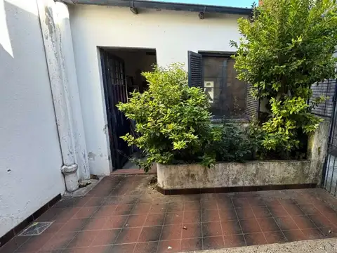 Depto Tipo Casa en Venta con 1 cocheras