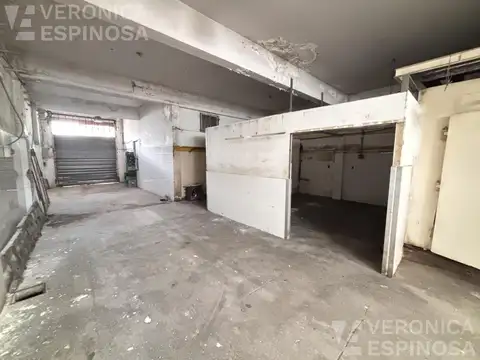 Galpon en Venta 37  mts Fondo