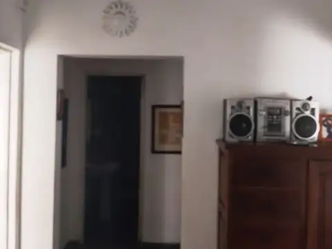 Depto Tipo Casa en Venta en Santos Lugares, USD 68.000