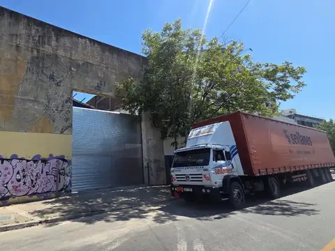 Galpon en Alquiler en Boca, USD 21.000