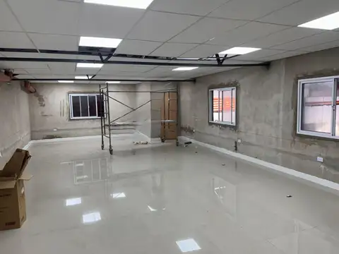 Galpón - Depósito de 2650 m2 en la Boca - ALQUILER