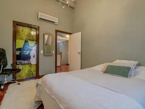 Casa en Venta en Los Pinguinos, USD 1.250.000