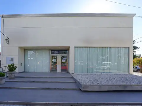 Av. Rafael Nuñez 4400