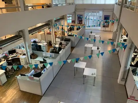 EDIFICIO DE OFICINAS EN BLOCK  1.960 M2
