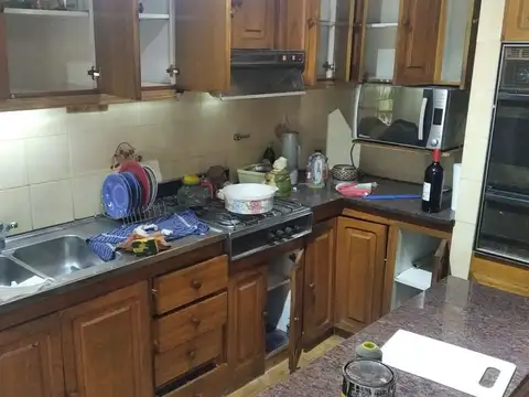 Casa 4 ambientes con 4 baños