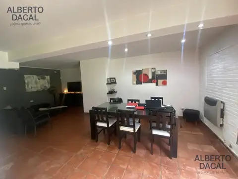 Casa en Venta en Villa Elisa, USD 210.000
