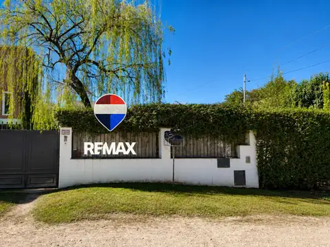 VENTA CASA SAN LORENZO 4 DORMITORIOS - OPORTUNIDAD