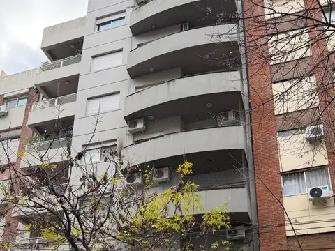 Excelente Depto de 3 Amb con Balcón - Terraza a Media Cuadra de Av Maipú
