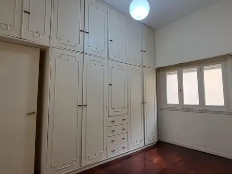 Departamento en Alquiler en Balvanera, $ 790.000