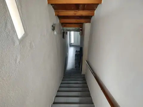 Depto Tipo Casa en Venta de 6 ambientes