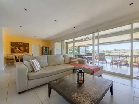 Casa en Venta en San Isidro Labrador, USD 529.000